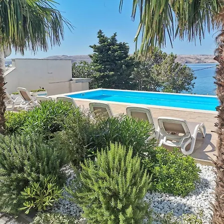 Beachfront Apartments Anita With Pool Karlobag Exterior photo