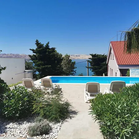 Beachfront Apartments Anita With Pool Karlobag Exterior photo